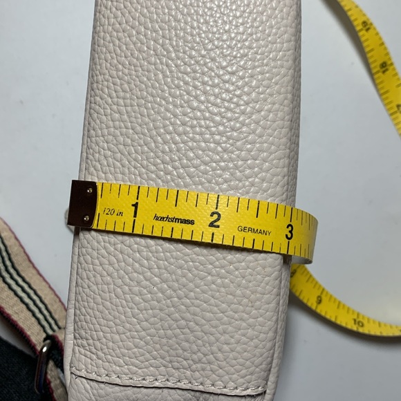 NWOT STLY & LEATHER Fashion Cream colored, guitar strap Crossbody bag - Picture 13 of 15
